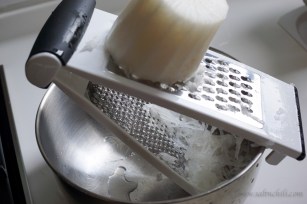 Grating Chinese Turnip