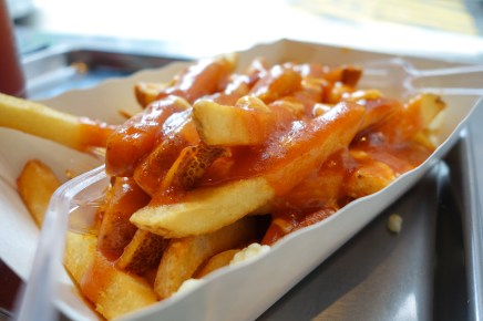 Yonge Piggies Poutine