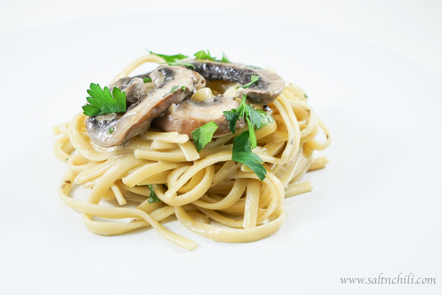 Linguine with Mushroom Cream Sauce