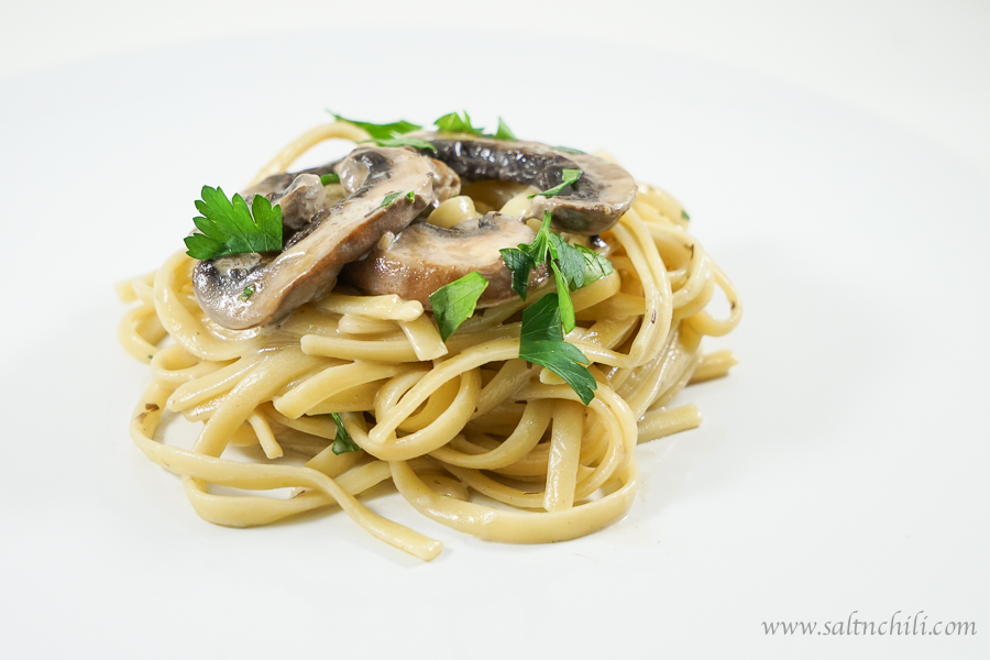 Linguine with Mushroom Cream Sauce